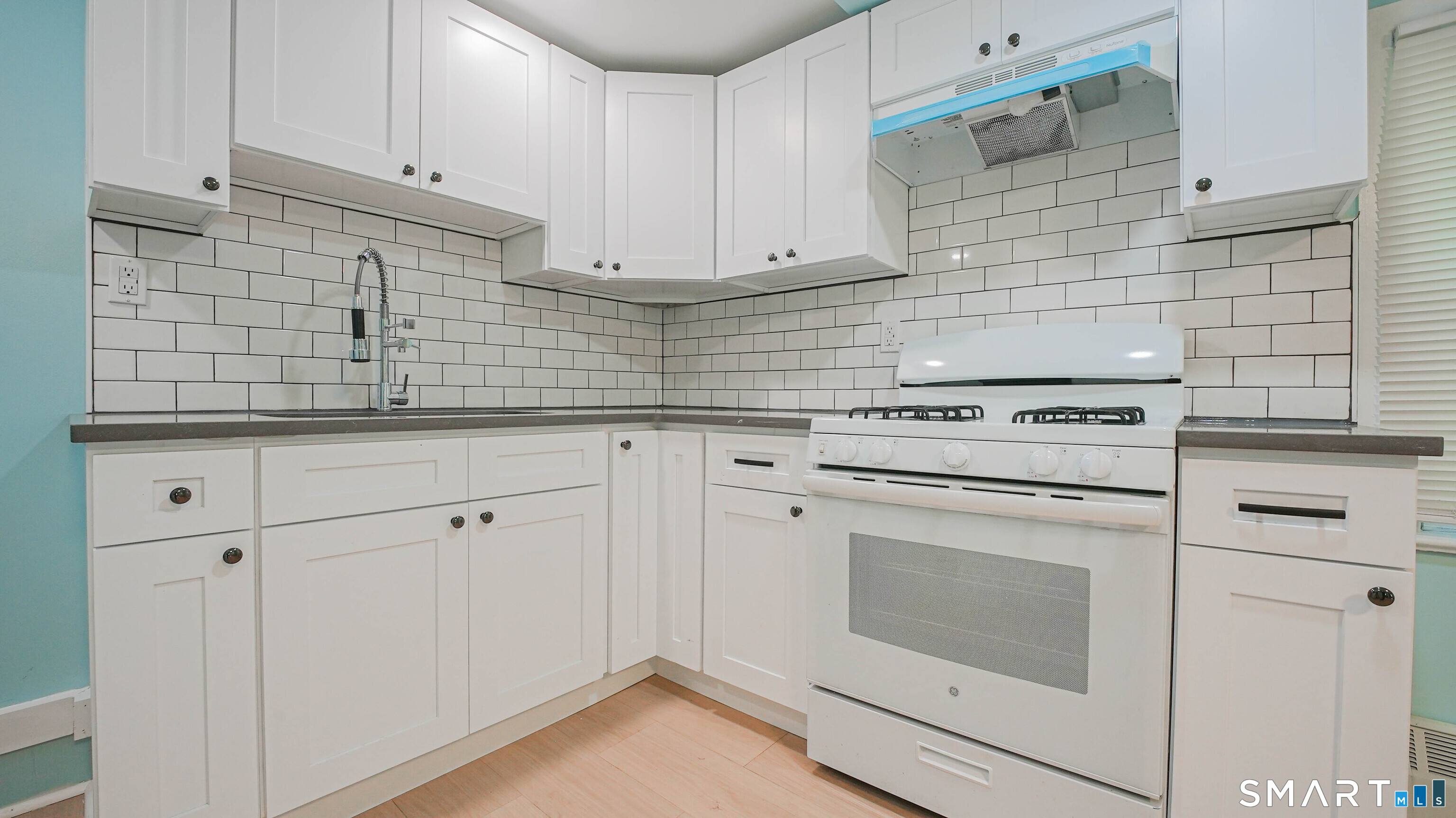 25 Richards Street West Haven CT 06516