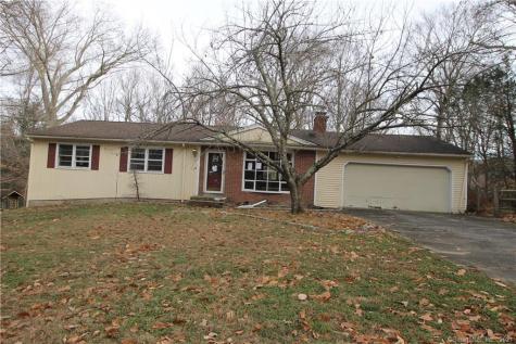 14 Carol Ann Drive Newtown CT 06470