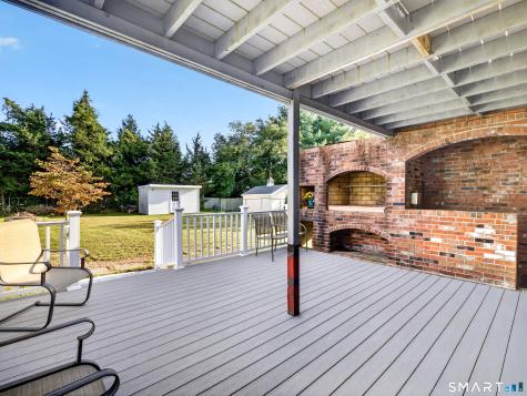 4 Pamela Way Waterford CT 06385