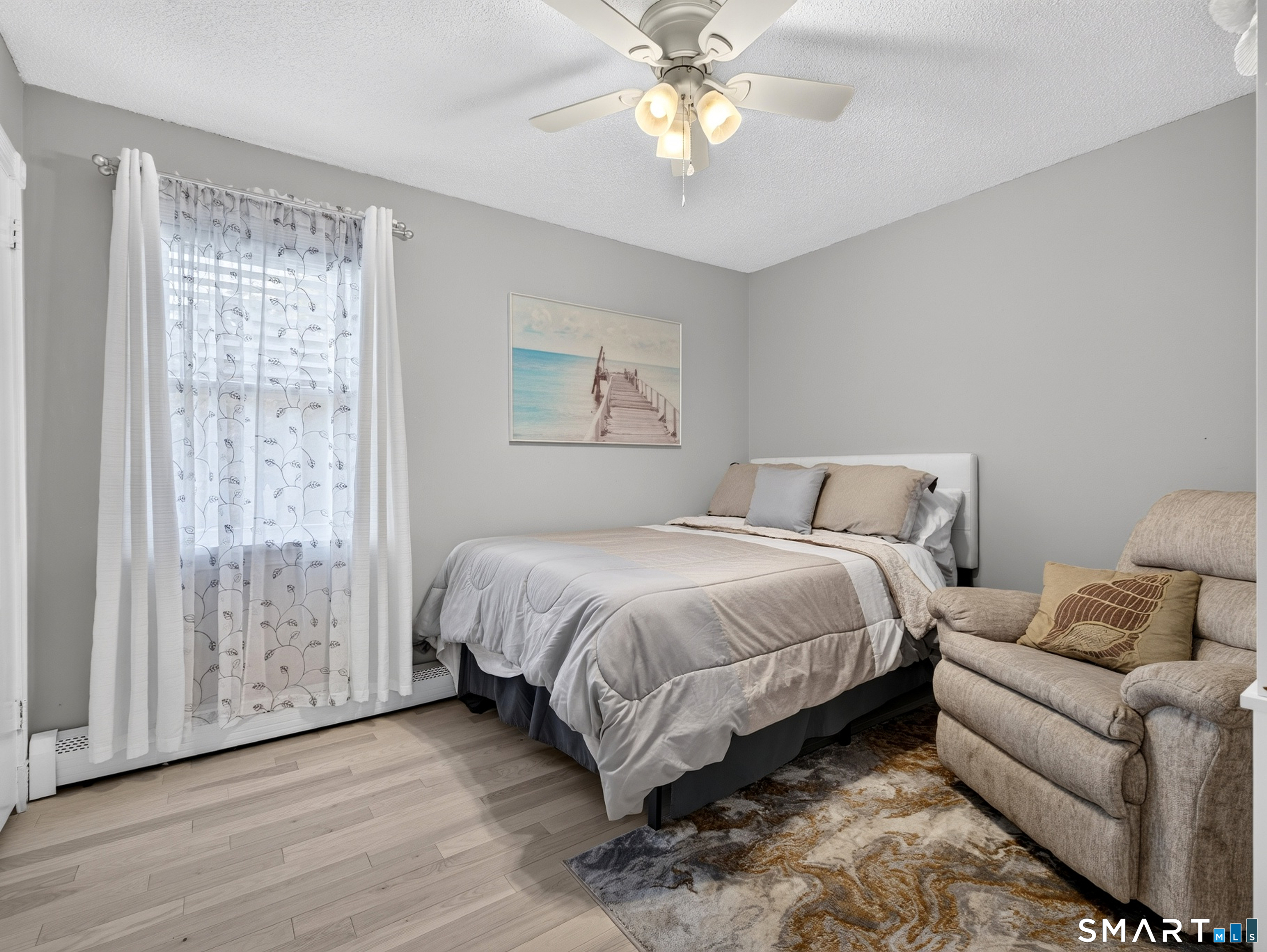 4 Pamela Way Waterford CT 06385