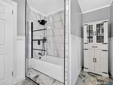 4 Pamela Way Waterford CT 06385