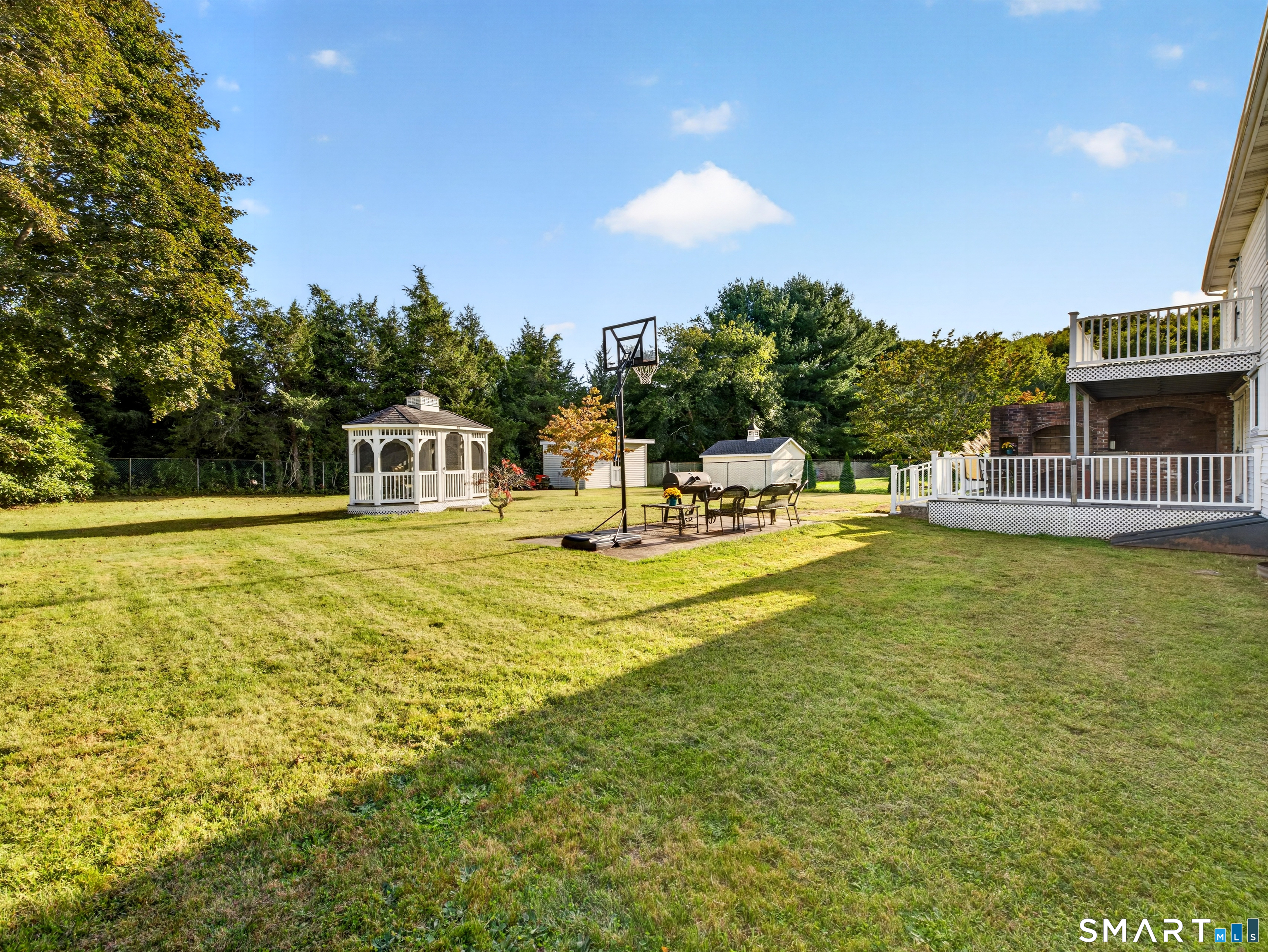 4 Pamela Way Waterford CT 06385