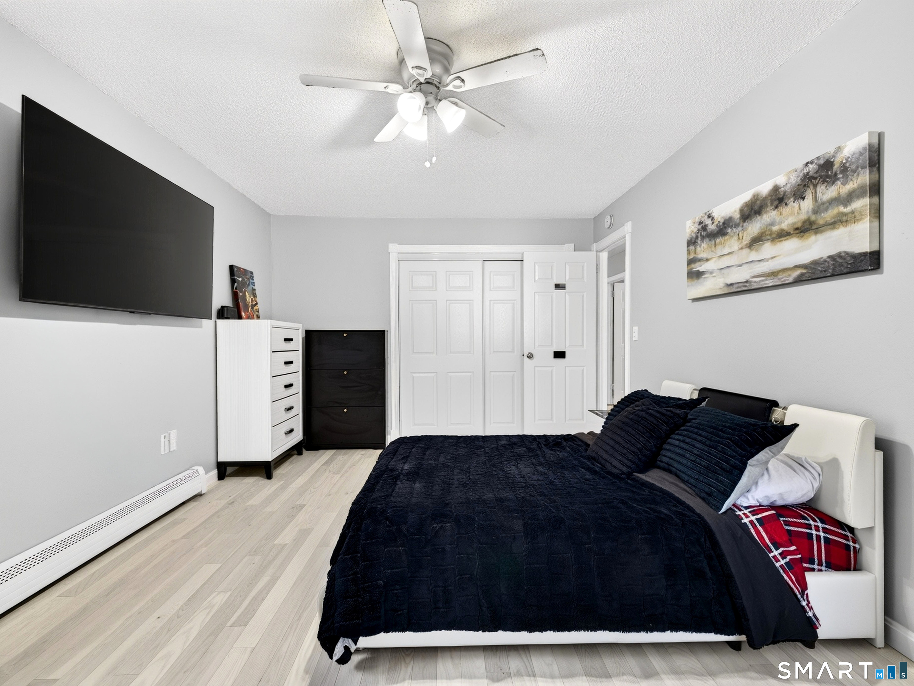 4 Pamela Way Waterford CT 06385