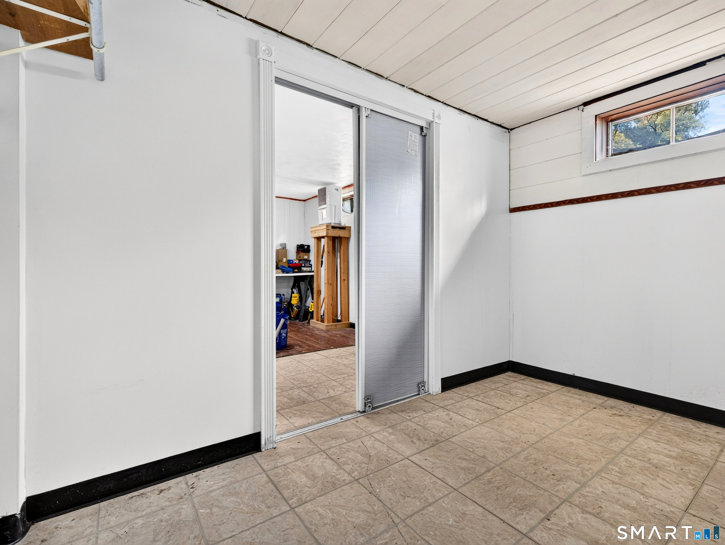 4 Pamela Way Waterford CT 06385