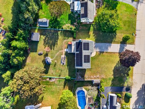 4 Pamela Way Waterford CT 06385