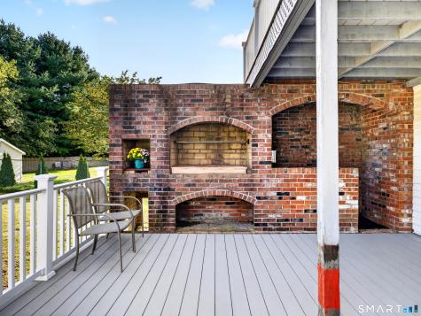 4 Pamela Way Waterford CT 06385