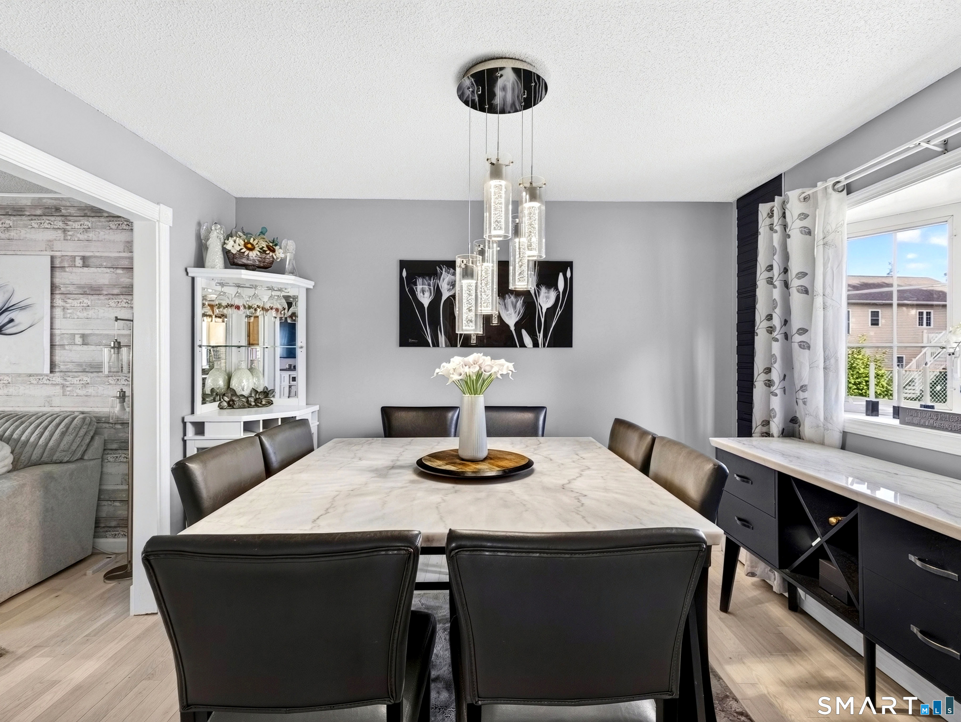 4 Pamela Way Waterford CT 06385