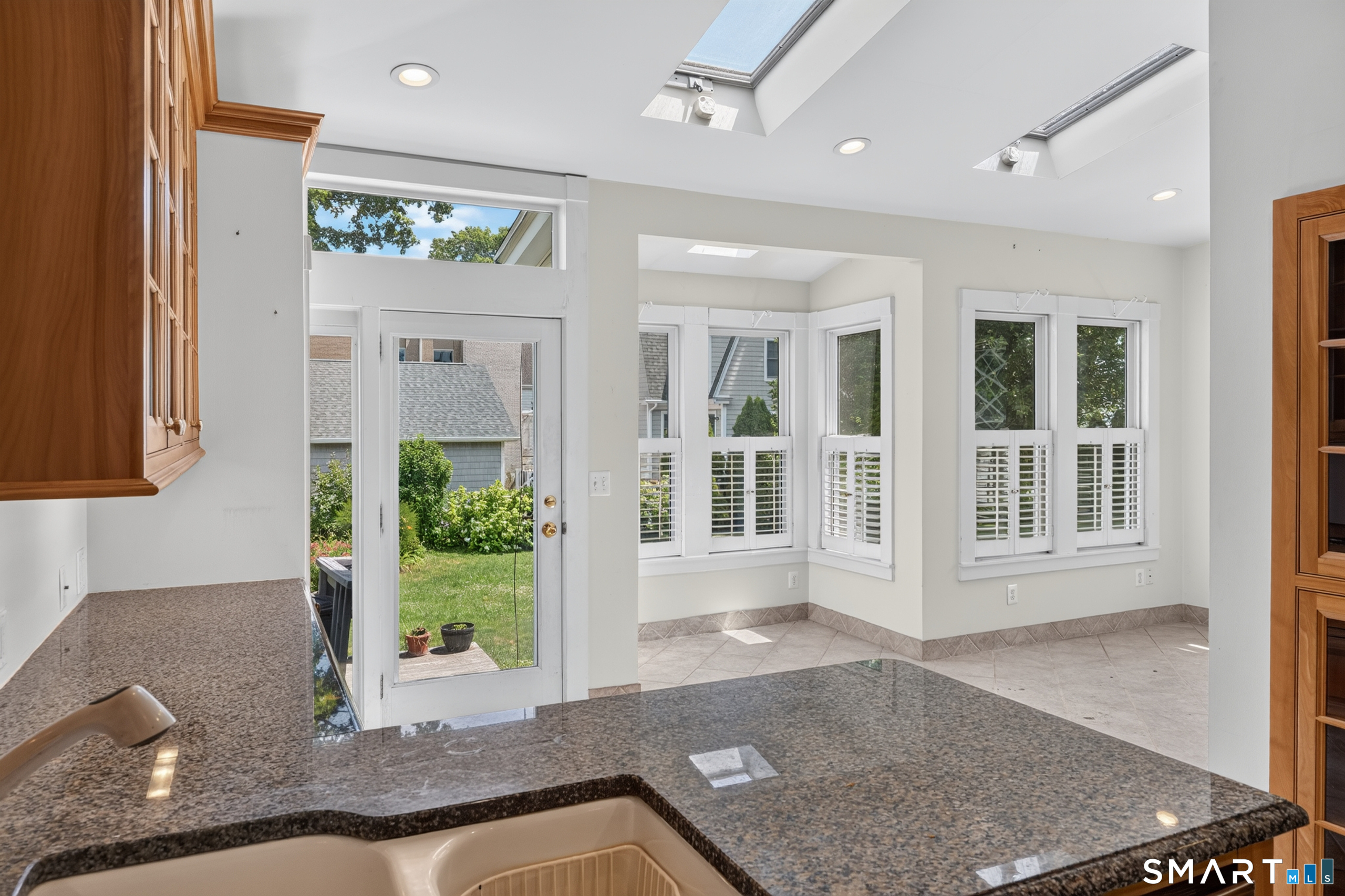 27 Willow Street Stonington CT 06355