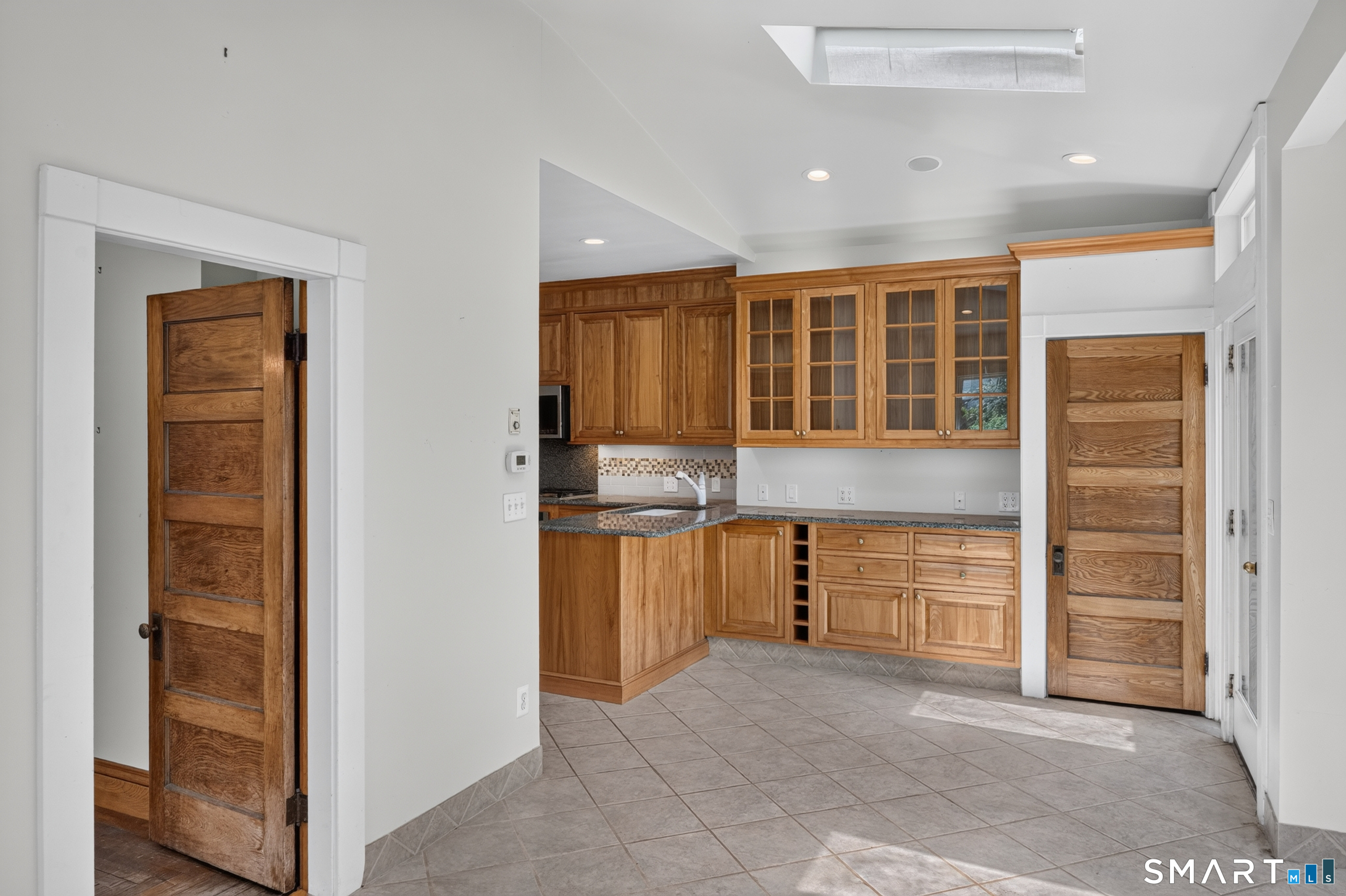 27 Willow Street Stonington CT 06355