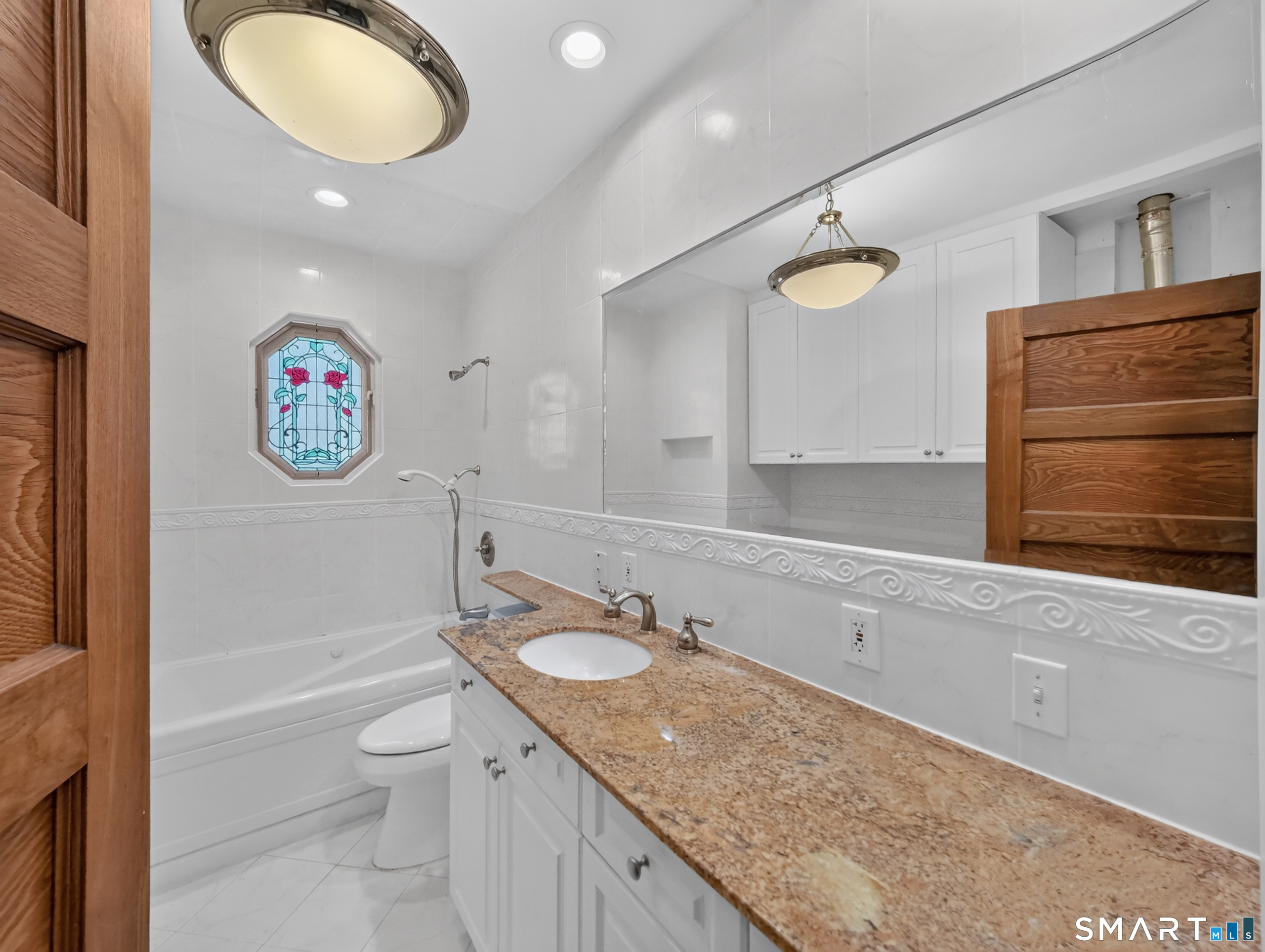 27 Willow Street Stonington CT 06355