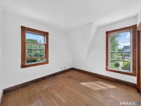27 Willow Street Stonington CT 06355