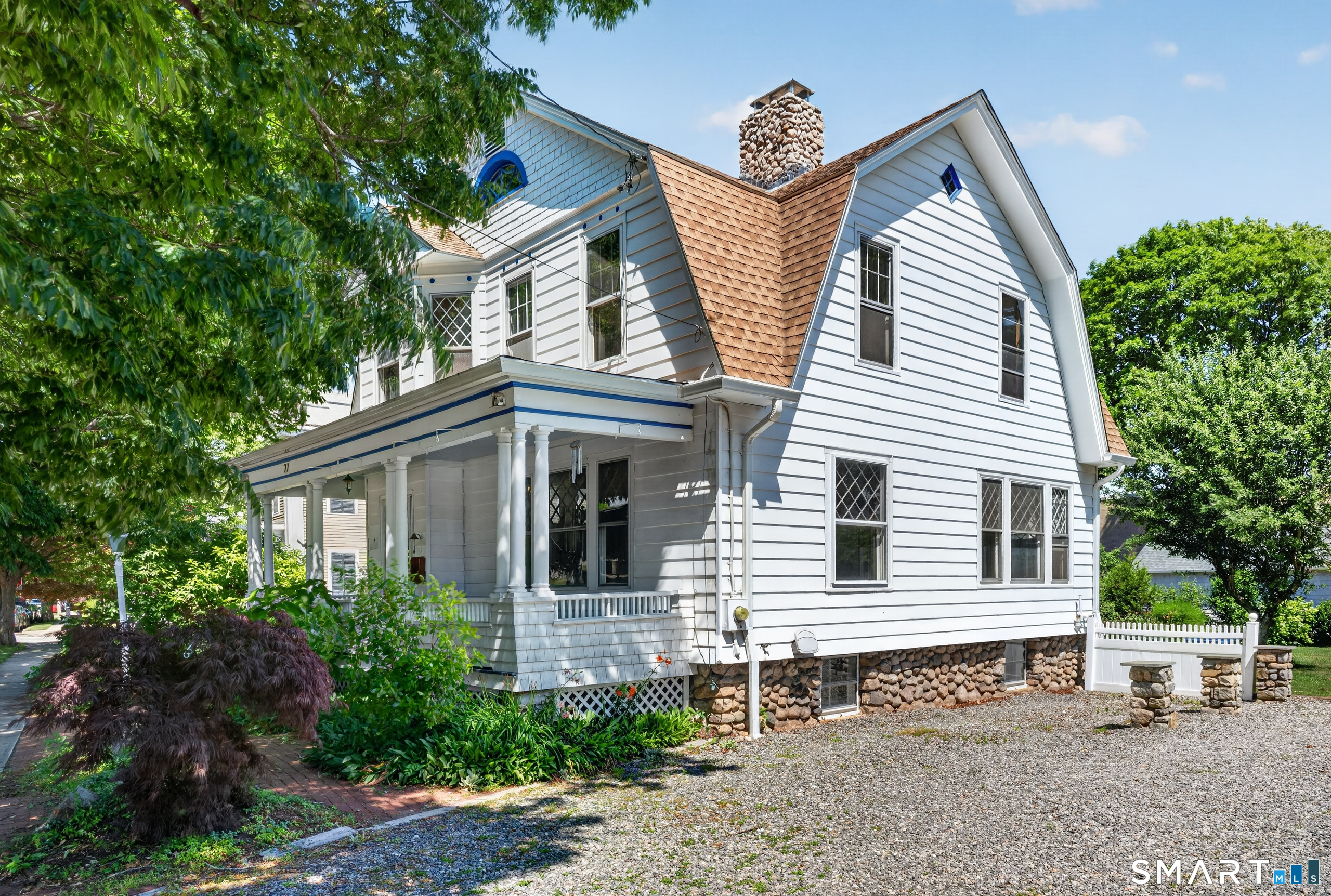 27 Willow Street Stonington CT 06355