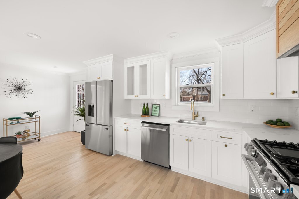 181 Eastern Parkway Milford CT 06460