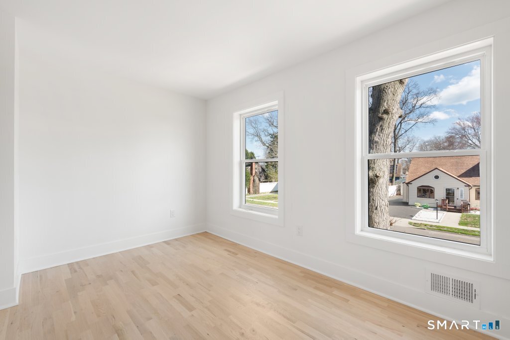 181 Eastern Parkway Milford CT 06460