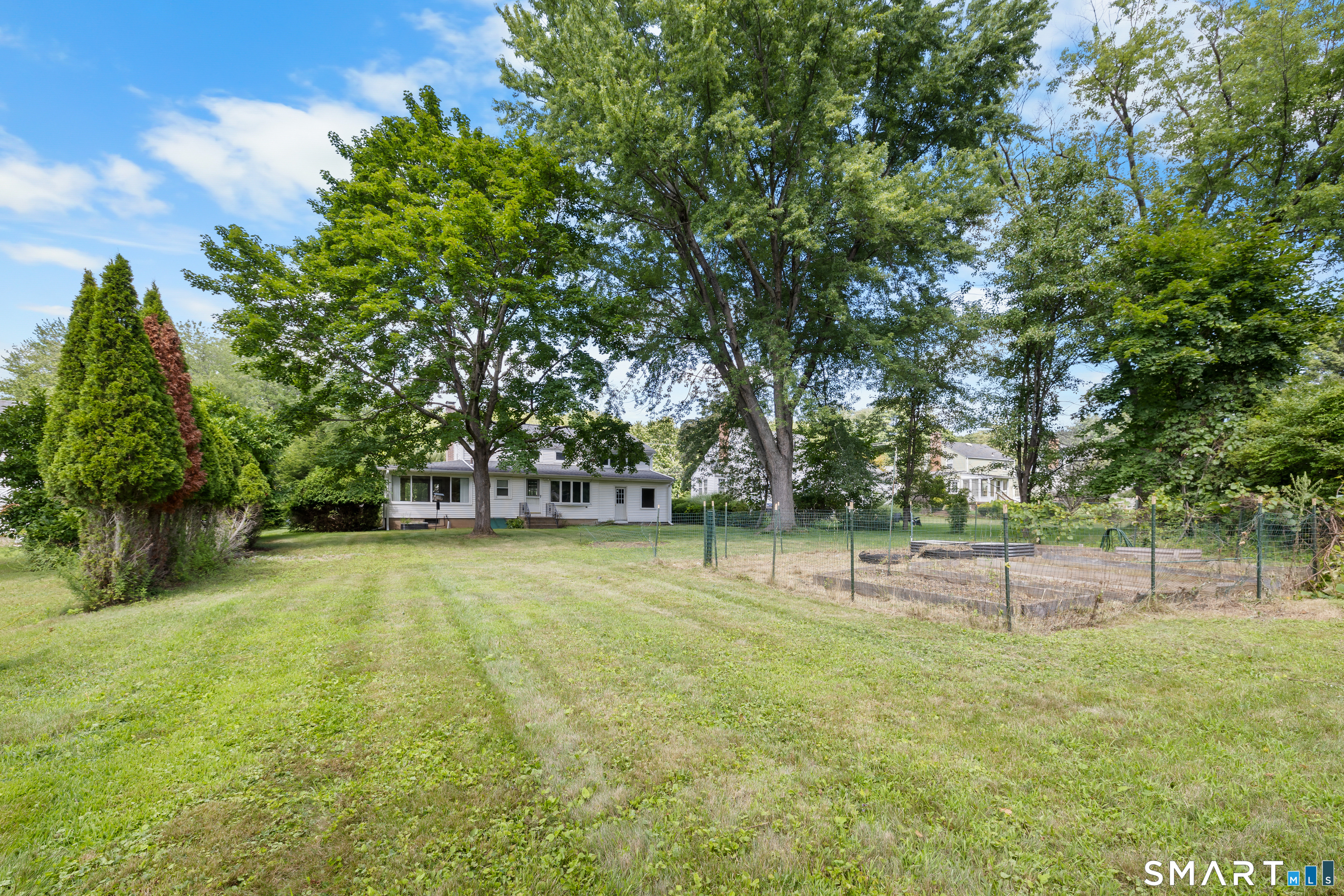 269 Hills Street East Hartford CT 06118