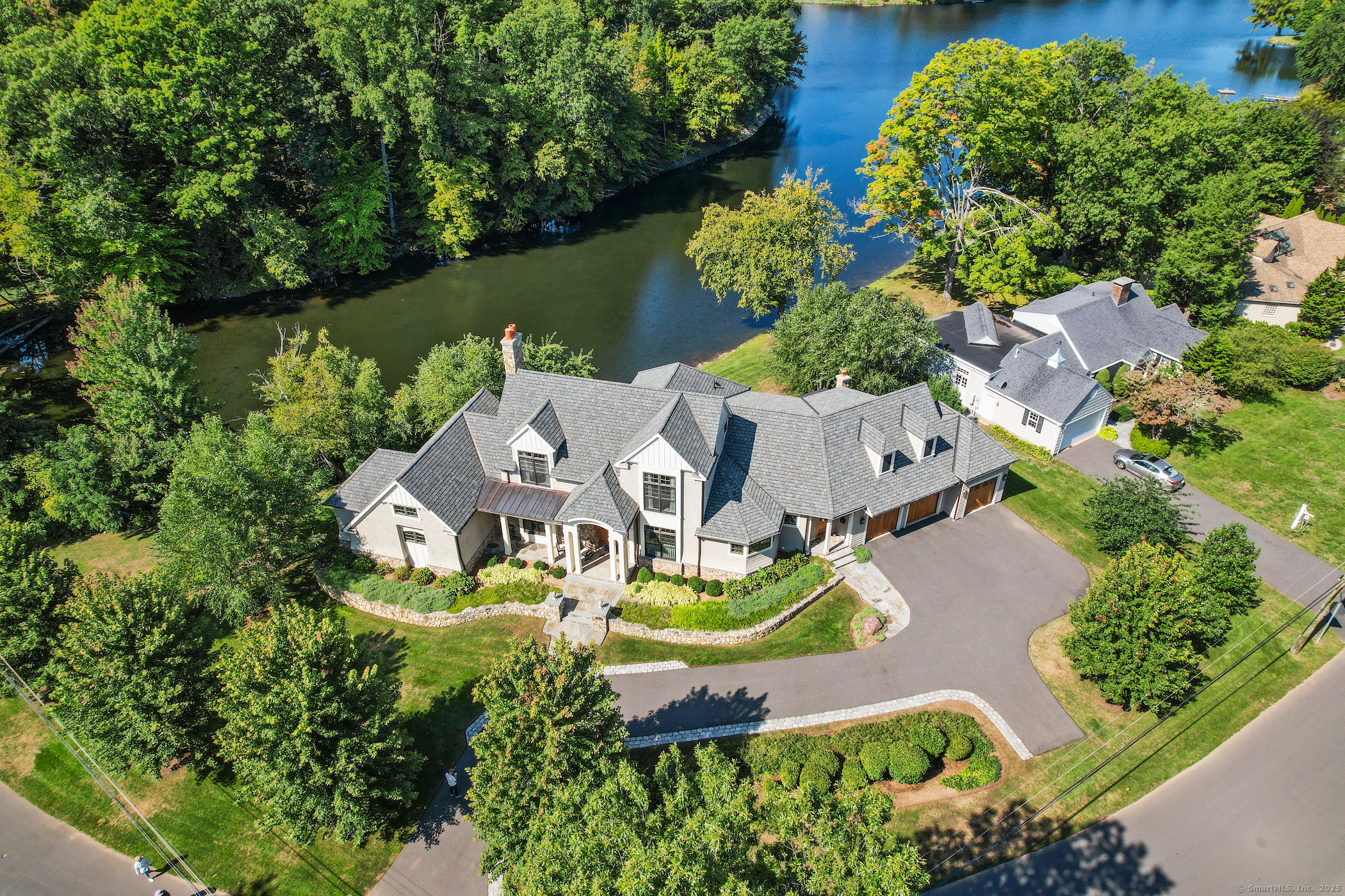 61 Waterside Lane West Hartford CT 06107