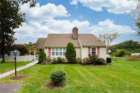 8 Rogers Drive Danbury CT 06811