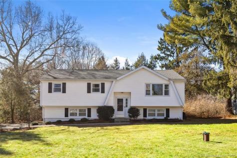 24 Redwood Drive Bethel CT 06801