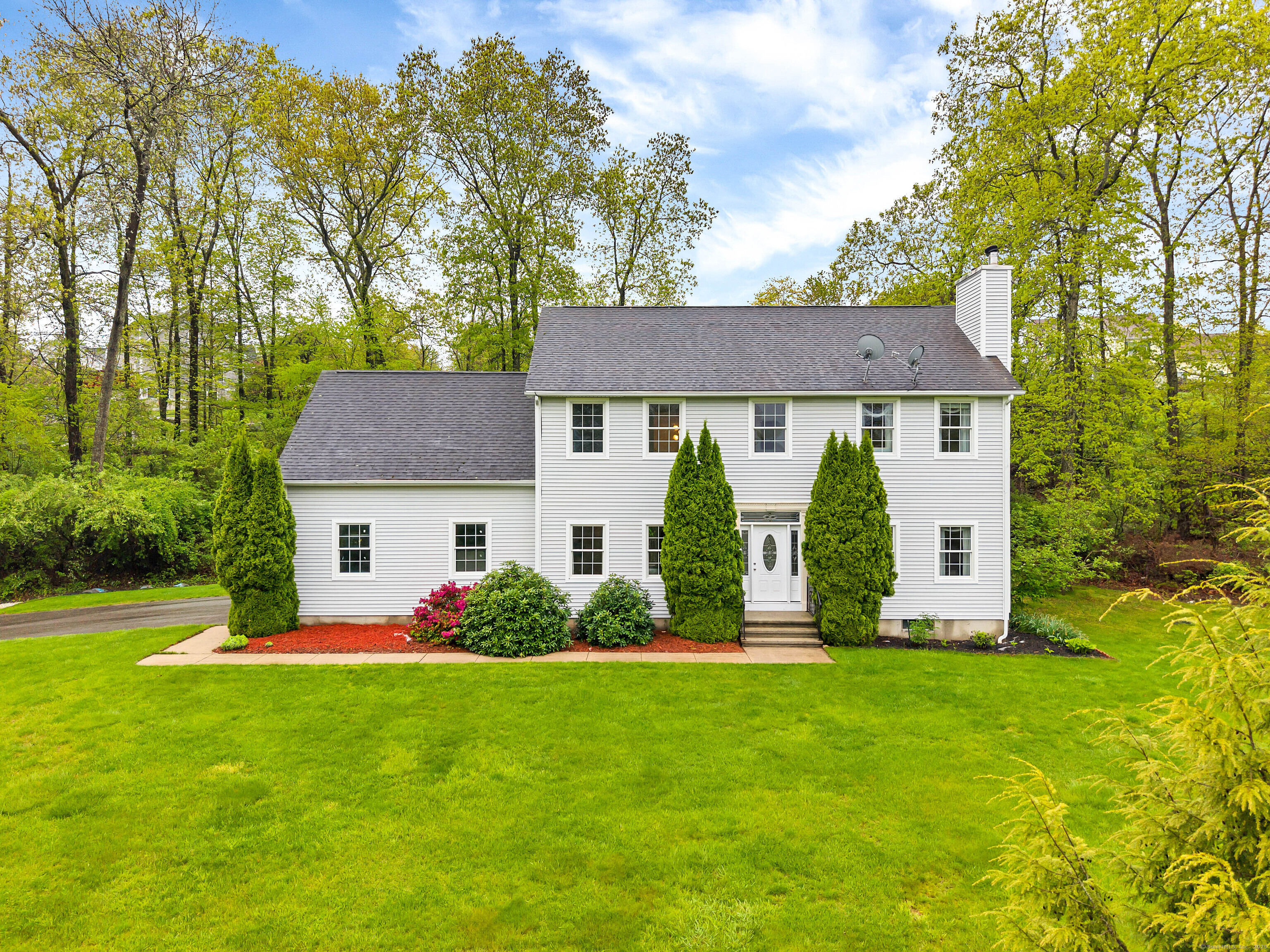 4 Fox Hollow Ledyard CT 06339