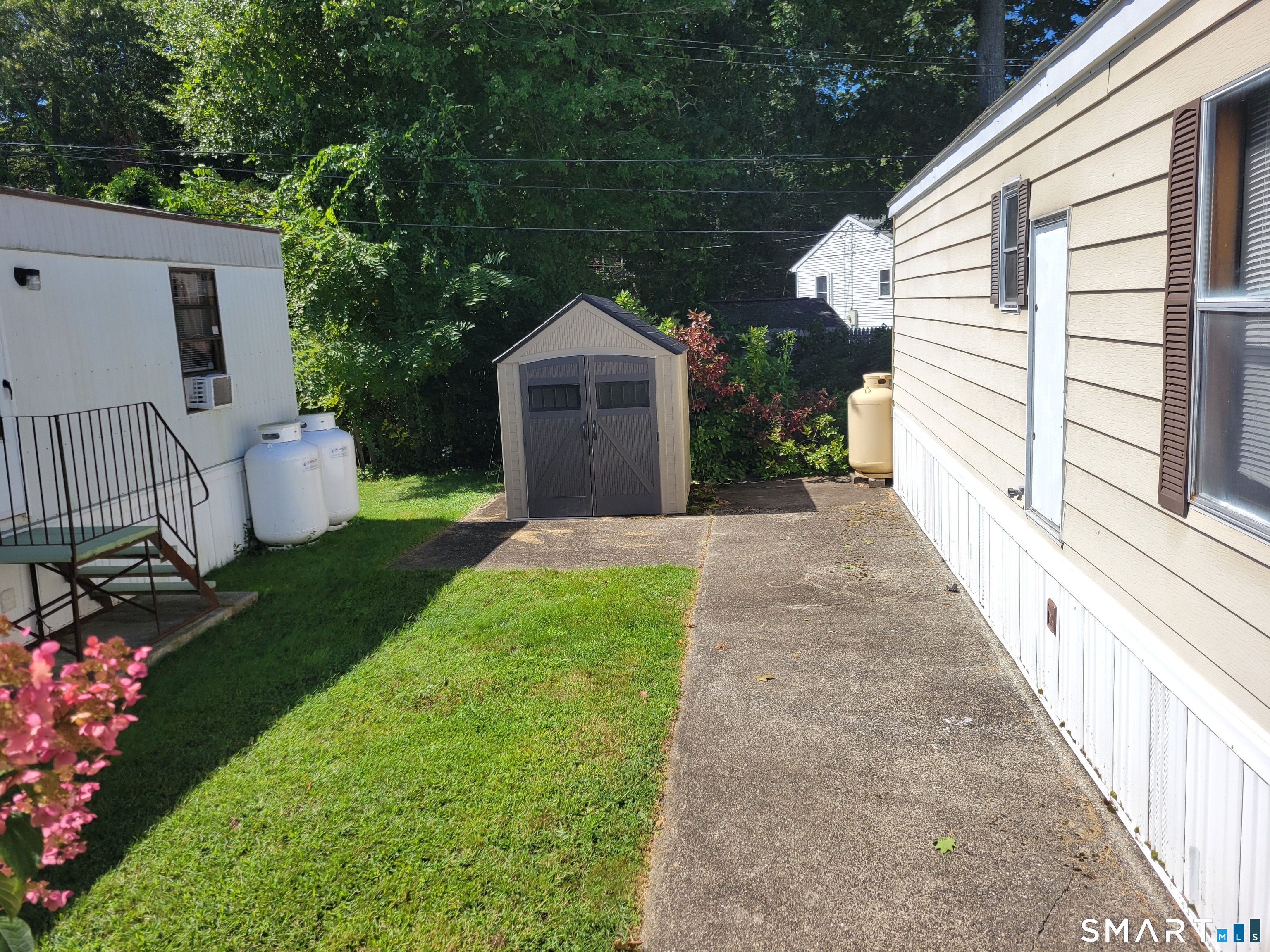 91 Buddington Road Groton CT 06340