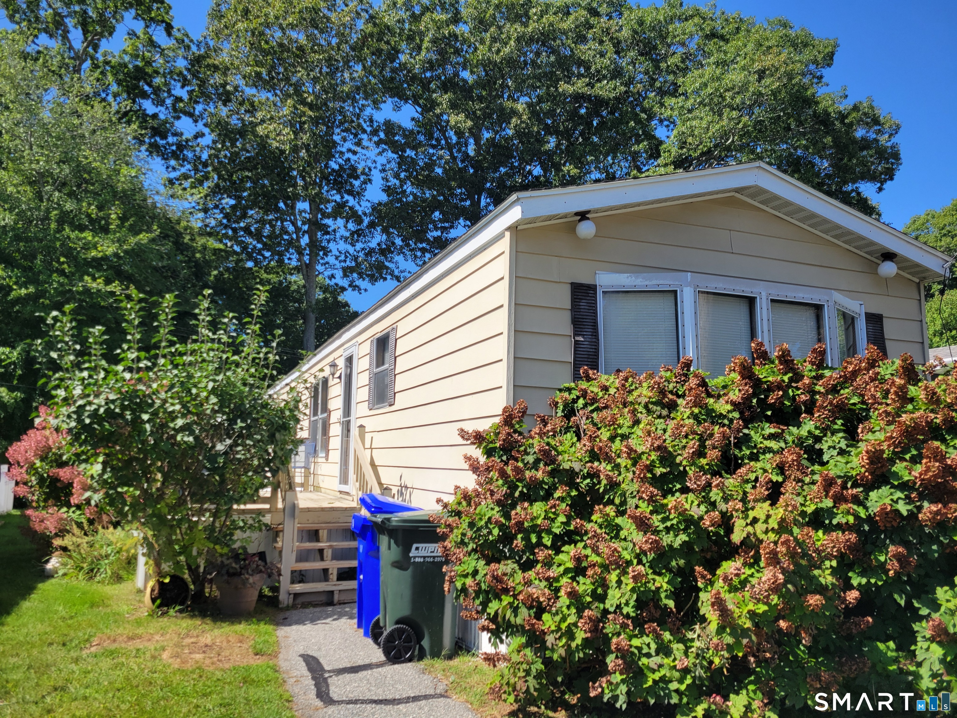 91 Buddington Road Groton CT 06340
