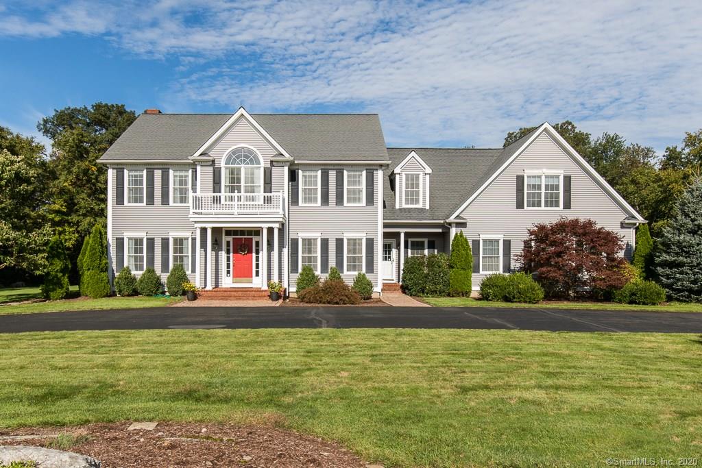 28 Country Lane Bethany CT 06524