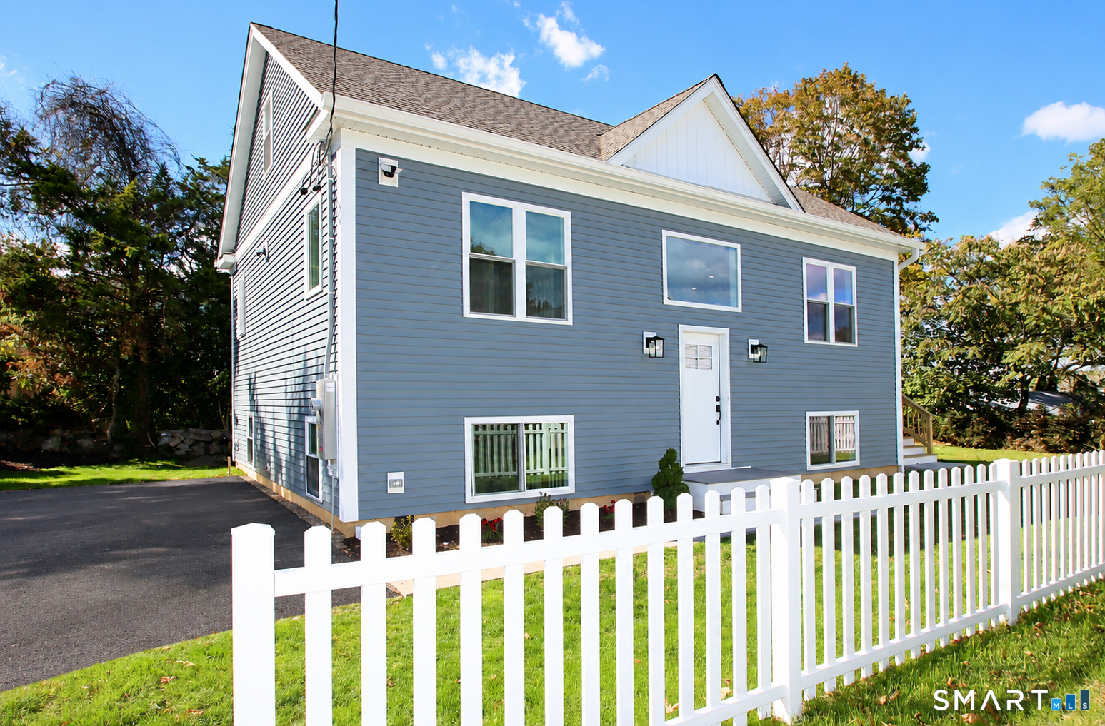 13 Francis Road Danbury CT 06810