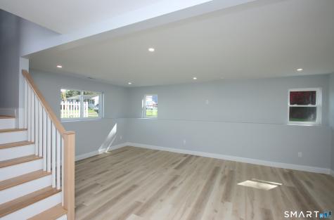 13 Francis Road Danbury CT 06810