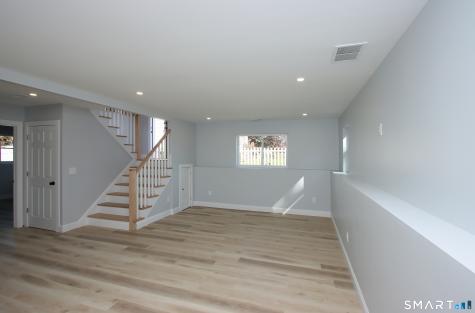 13 Francis Road Danbury CT 06810