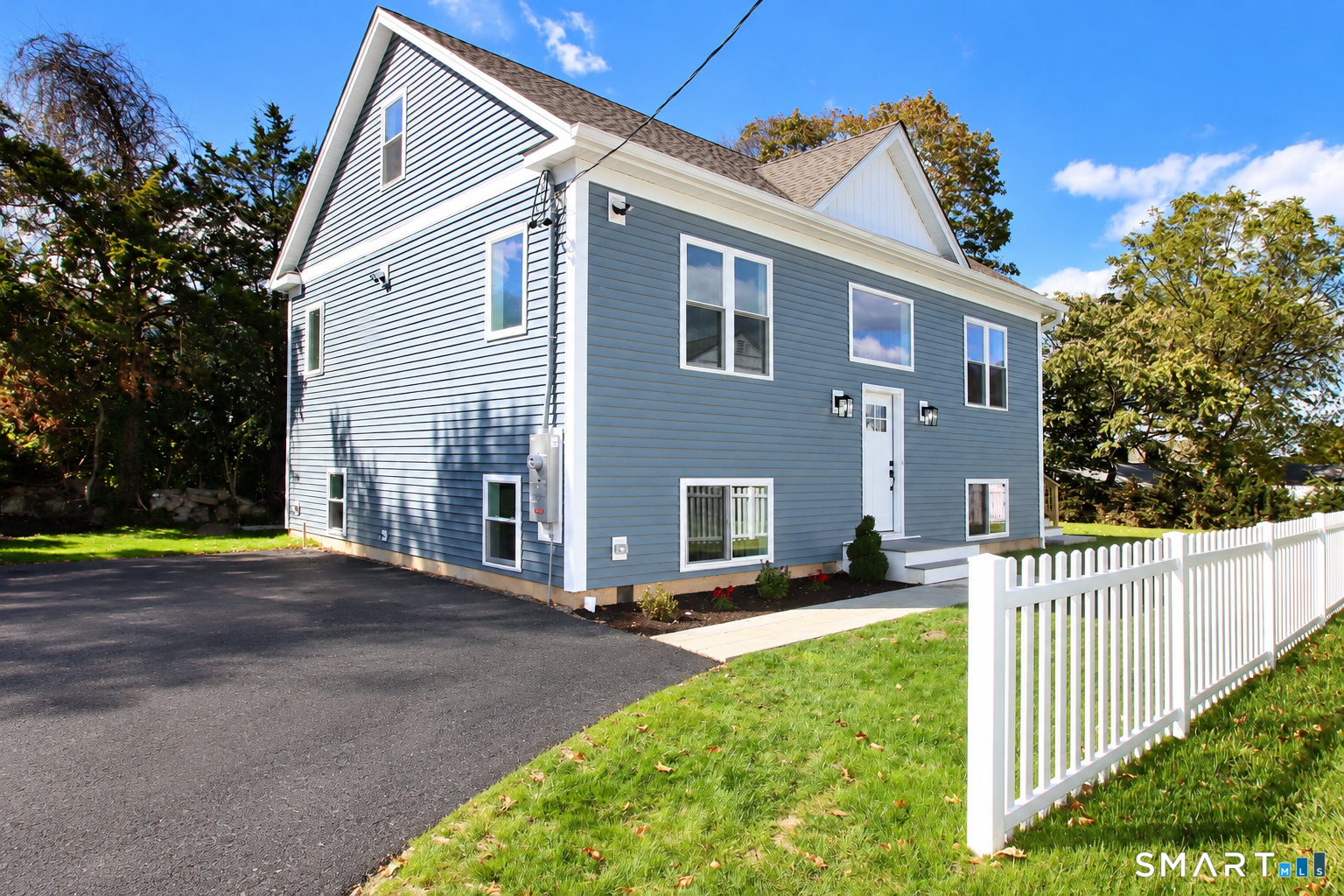 13 Francis Road Danbury CT 06810