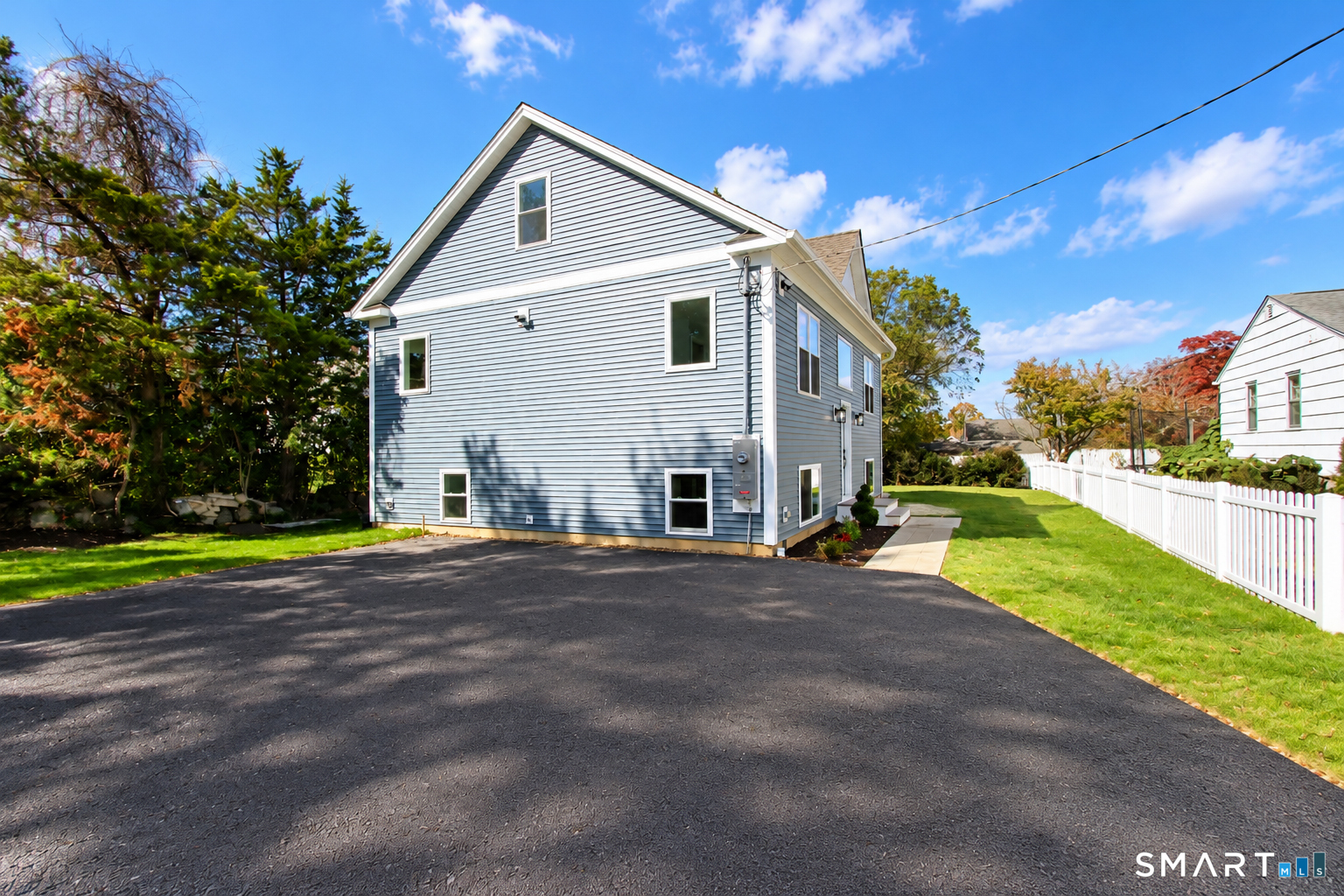 13 Francis Road Danbury CT 06810