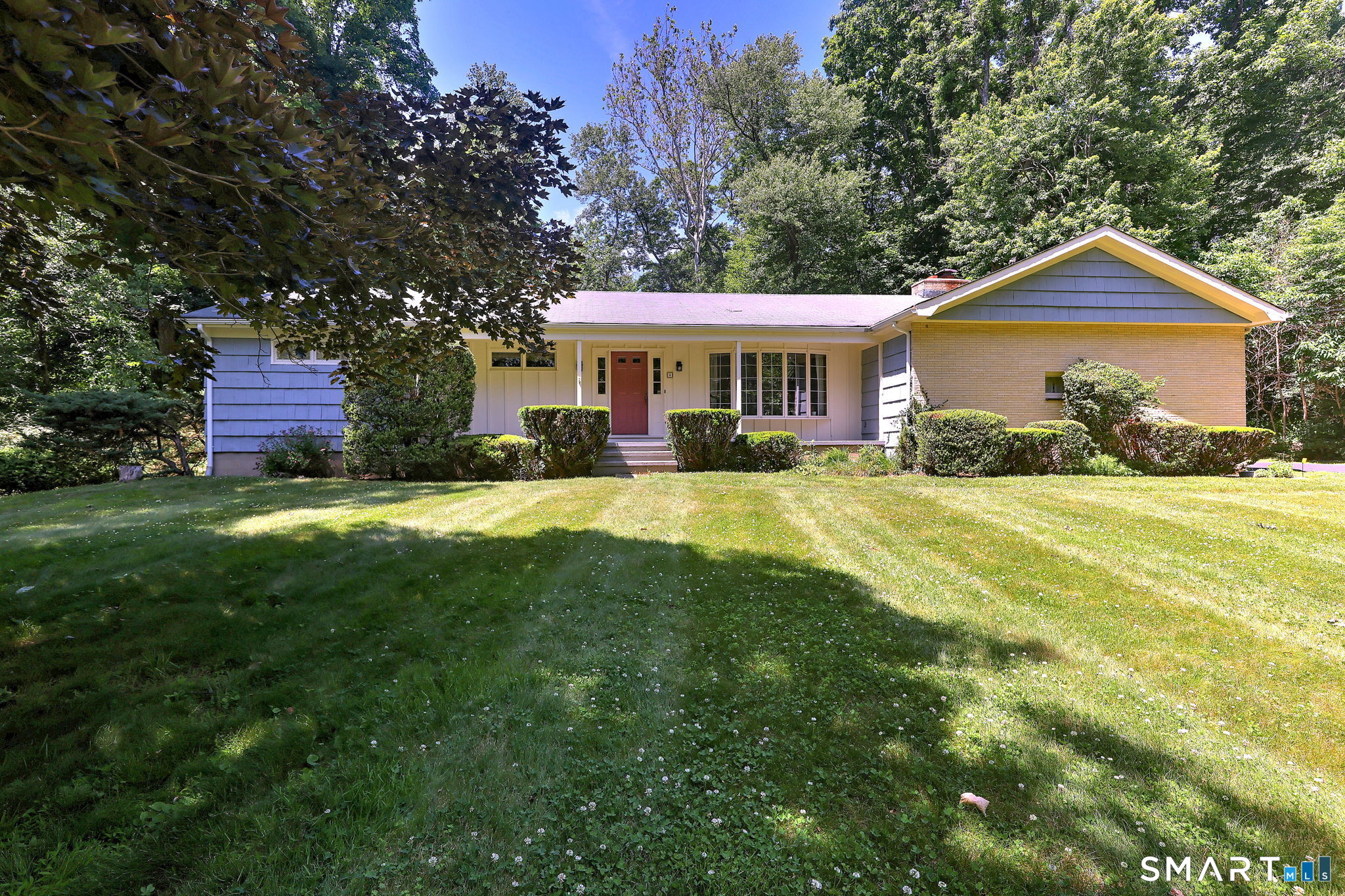 8 Mayflower Road Norwalk CT 06851