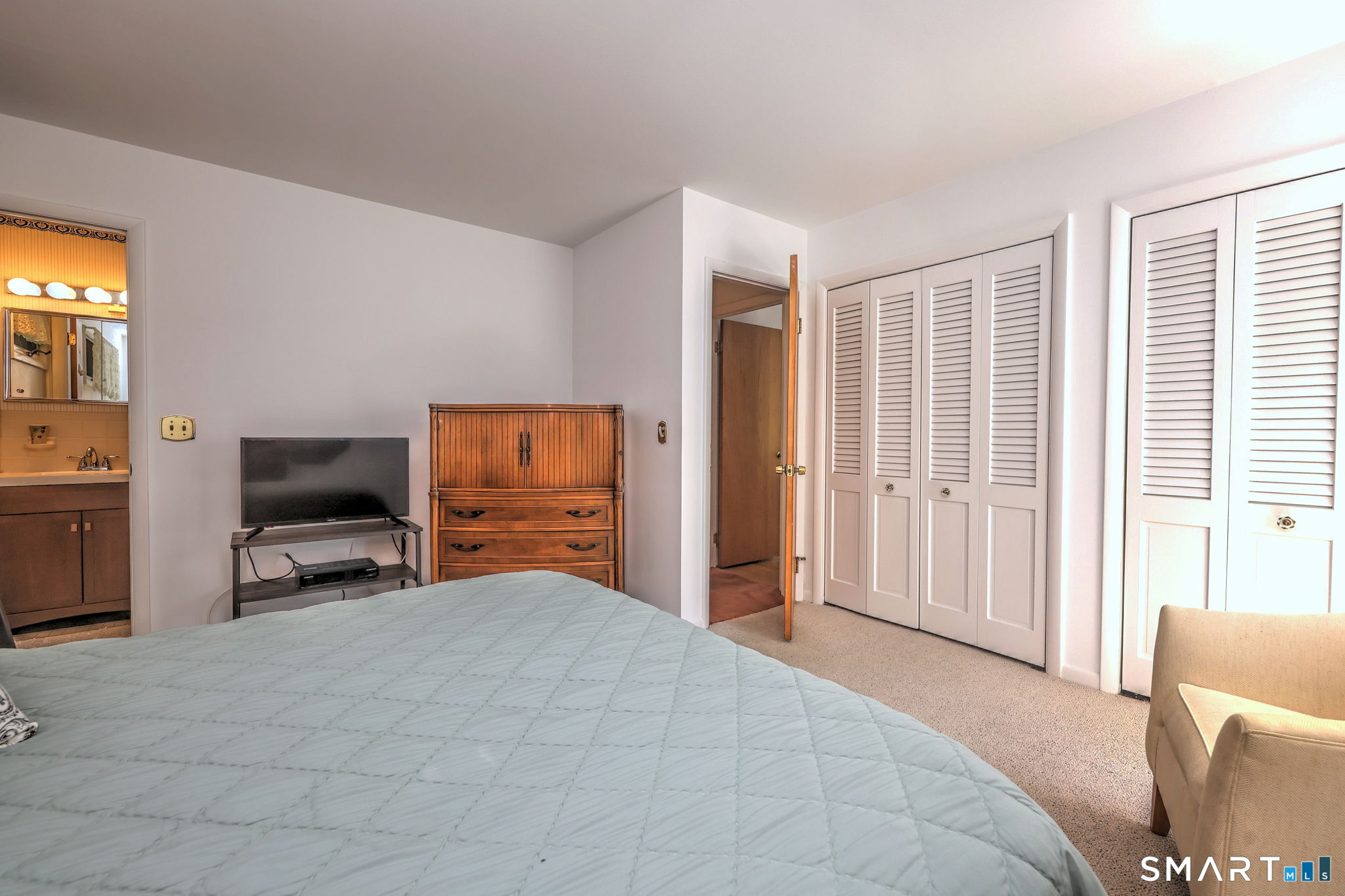 8 Mayflower Road Norwalk CT 06851