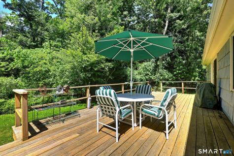 8 Mayflower Road Norwalk CT 06851