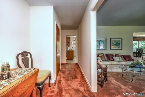 8 Mayflower Road Norwalk CT 06851