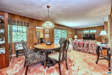 8 Mayflower Road Norwalk CT 06851