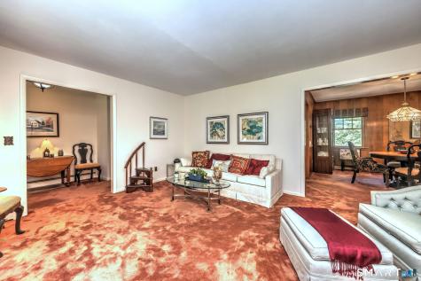 8 Mayflower Road Norwalk CT 06851