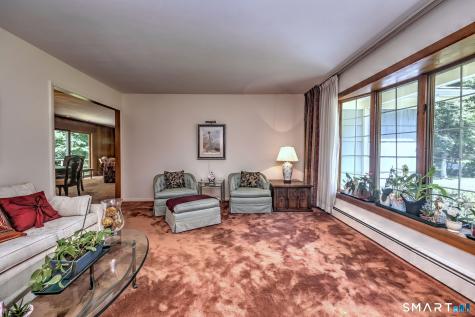 8 Mayflower Road Norwalk CT 06851