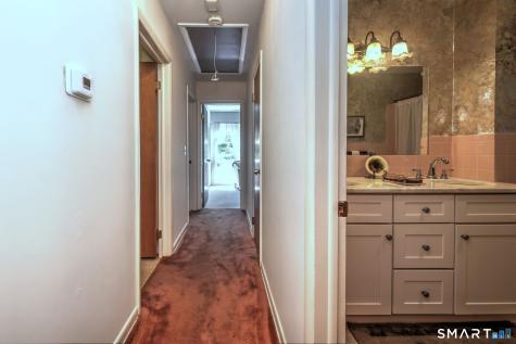 8 Mayflower Road Norwalk CT 06851