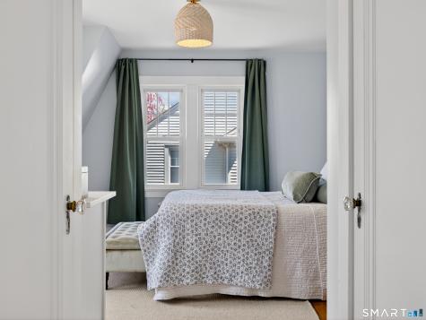 50 Granada Terrace New London CT 06320