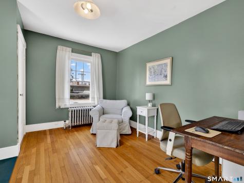 50 Granada Terrace New London CT 06320