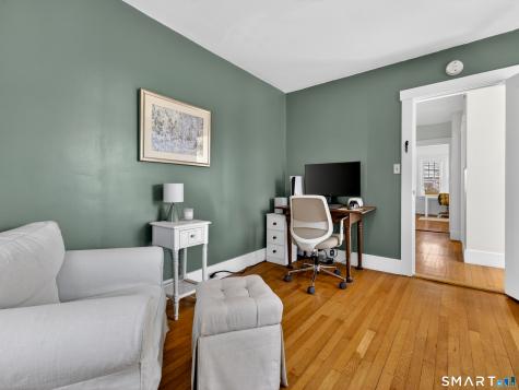50 Granada Terrace New London CT 06320