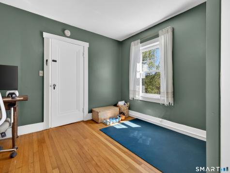 50 Granada Terrace New London CT 06320