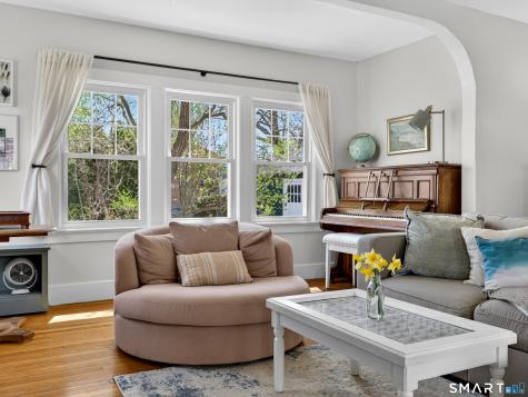 50 Granada Terrace New London CT 06320