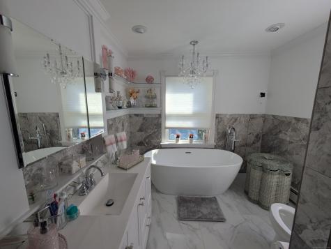 541 Benson Road Middlebury CT 06762
