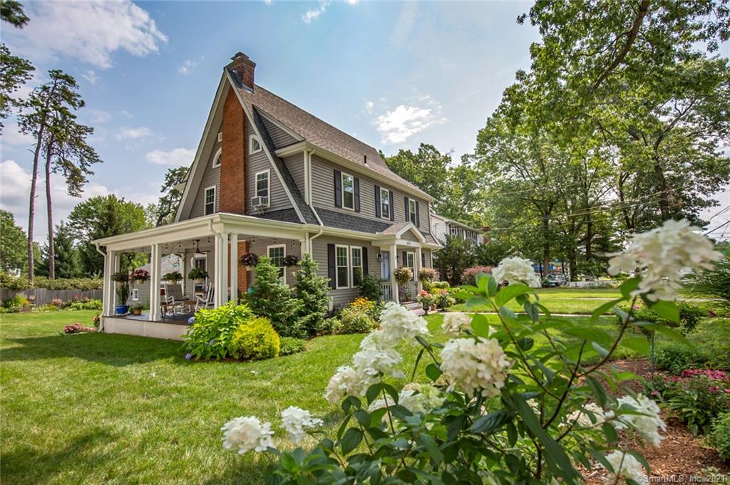 677 Center Street Manchester CT 06040