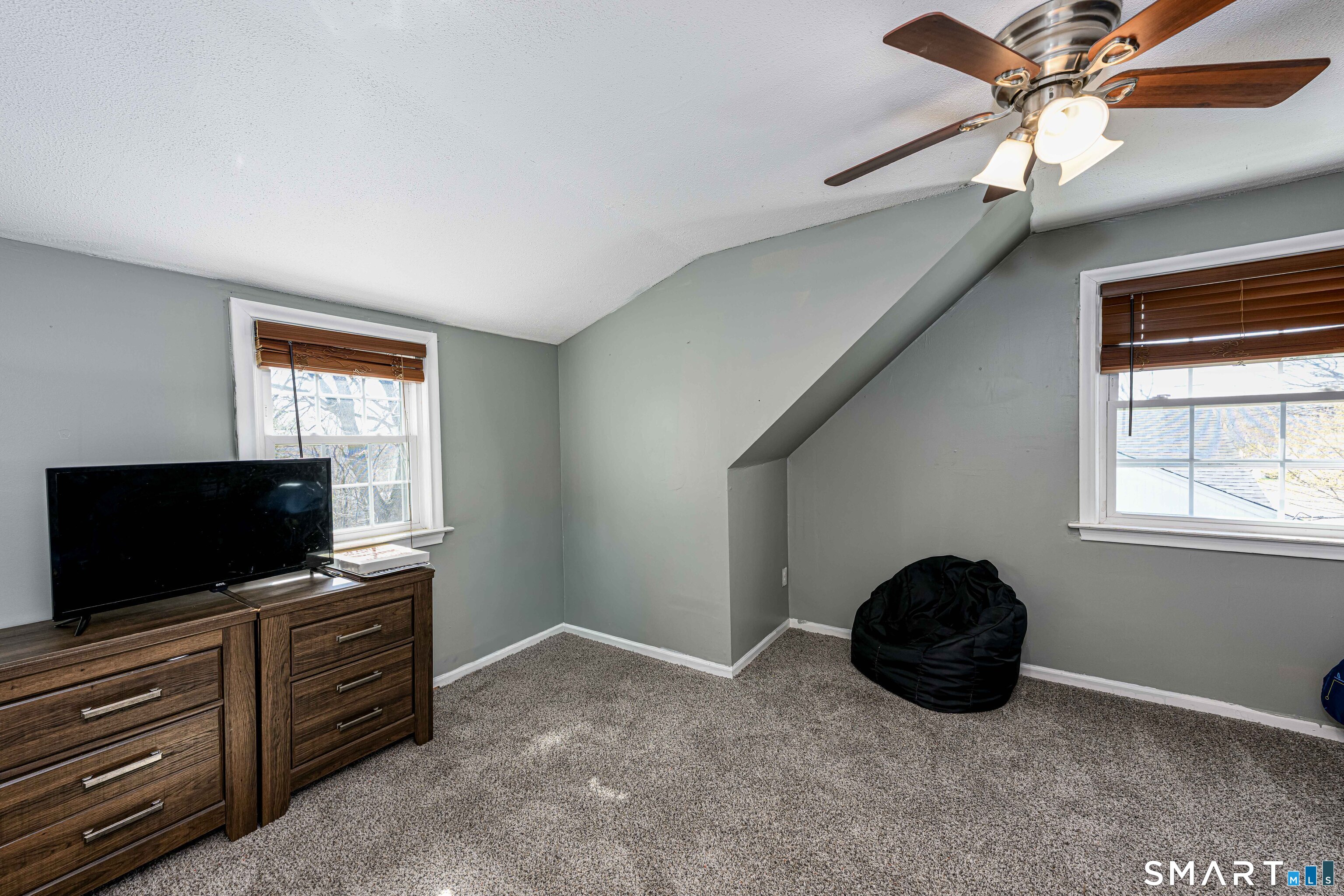 709 Pine Rock Avenue Hamden CT 06514