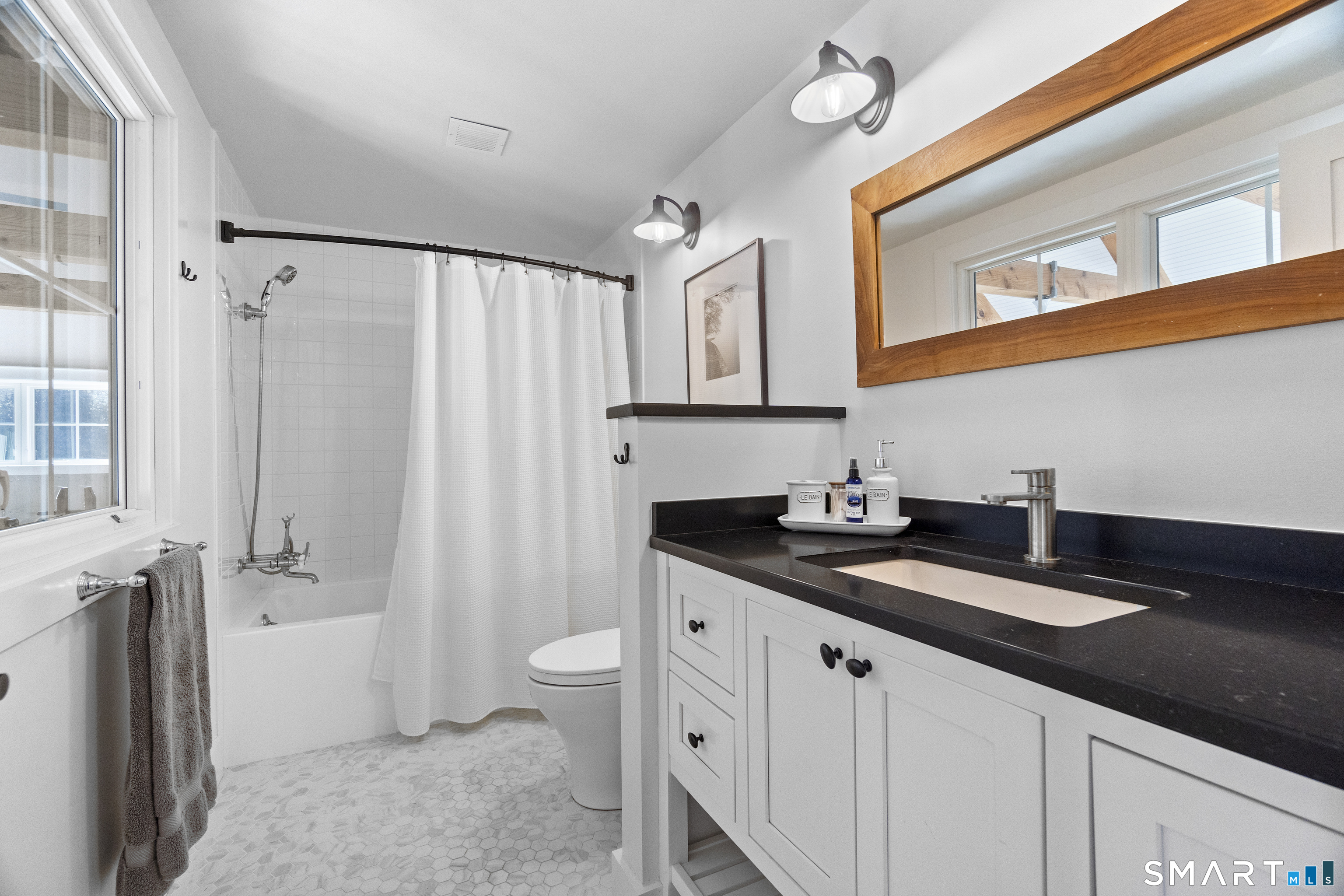 54 Barnes Road Stonington CT 06378