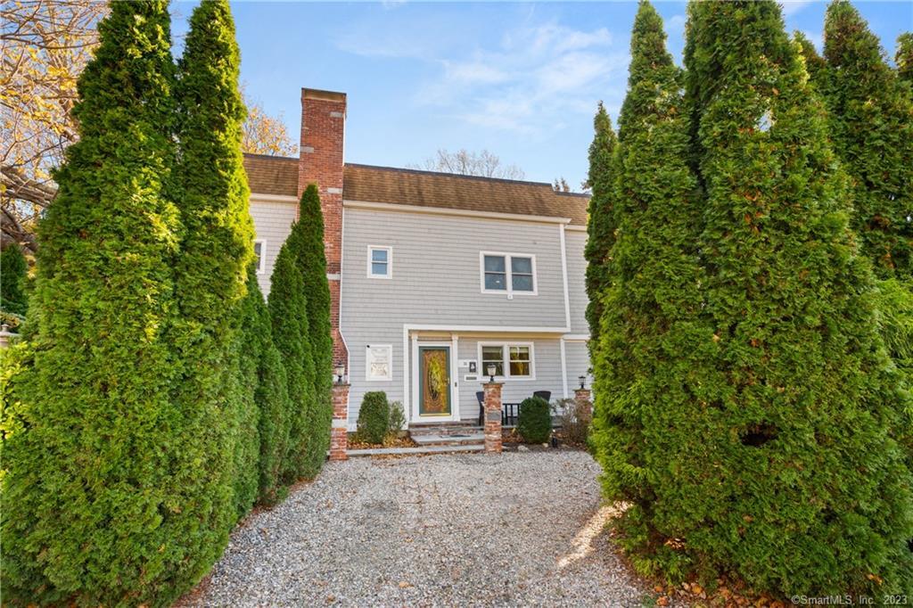 New London CT, 34 Glenwood Avenue