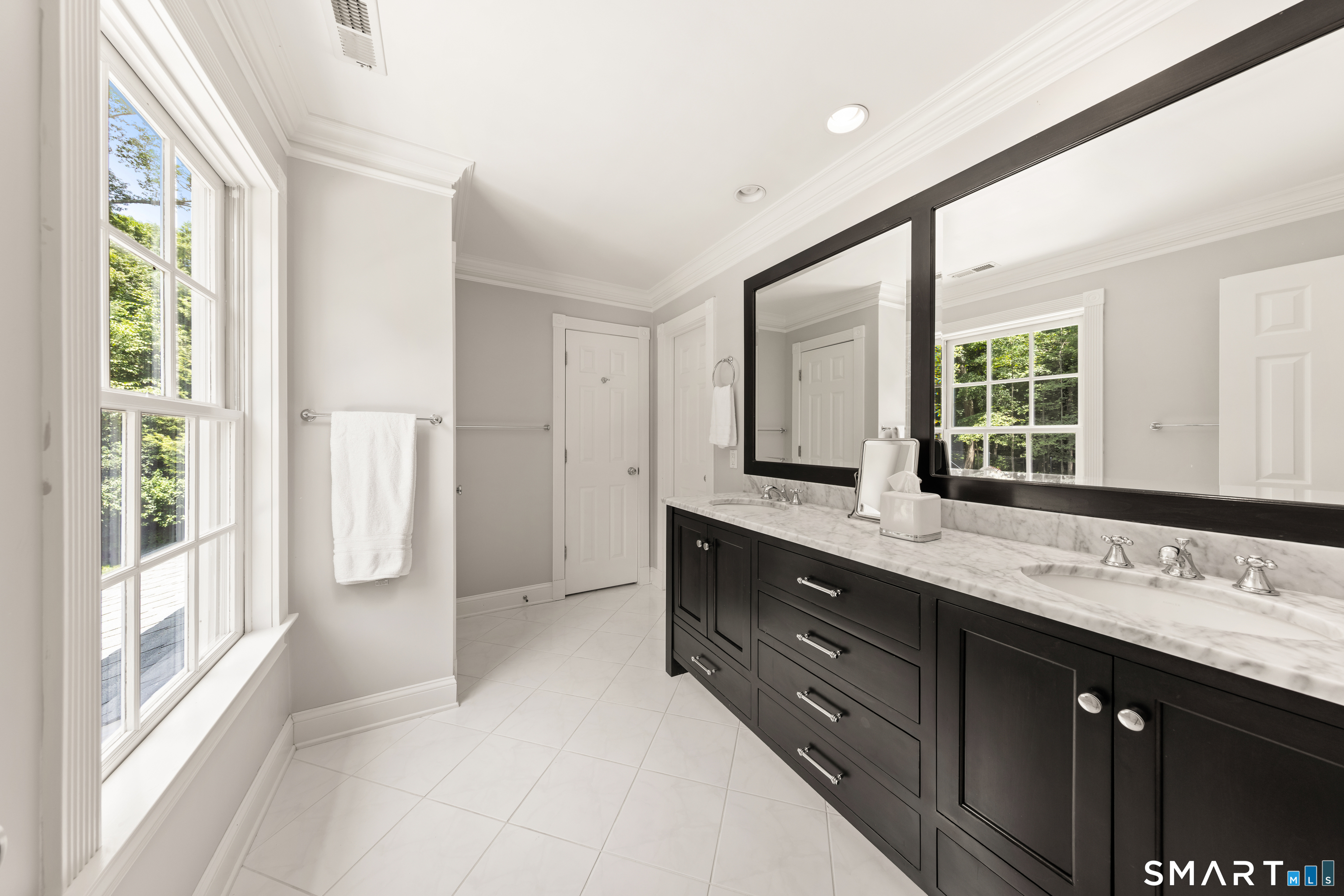 73 Foggwood Circle Fairfield CT 06824